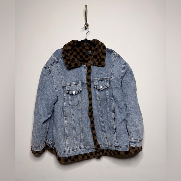 Dressed in LALA Forever Patched Trucker Jacket in Leopard - Picture 5 of 8